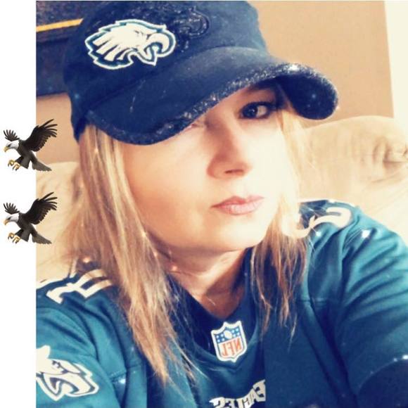 Meet your Posher, Monique - Picture 1 of 1